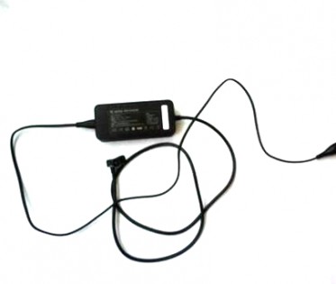 Зарядний пристрій для велосипеда Qicycle EF1 power adapter